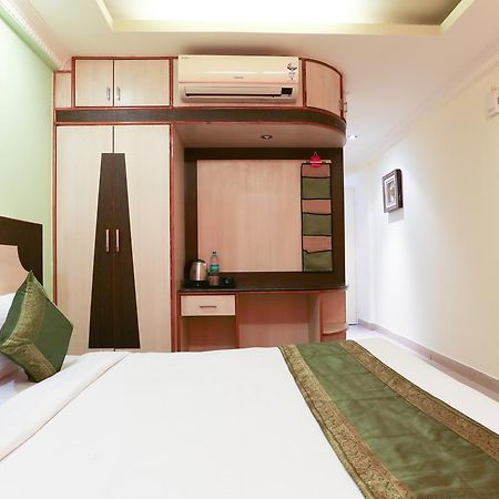 Treebo Trip Grand Regency Hotel Бангалор Екстериор снимка