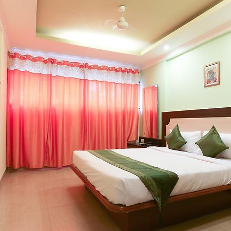 Treebo Trip Grand Regency Hotel Бангалор Екстериор снимка