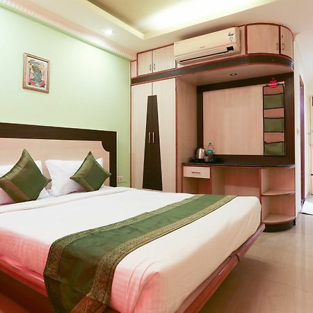 Treebo Trip Grand Regency Hotel Бангалор Екстериор снимка