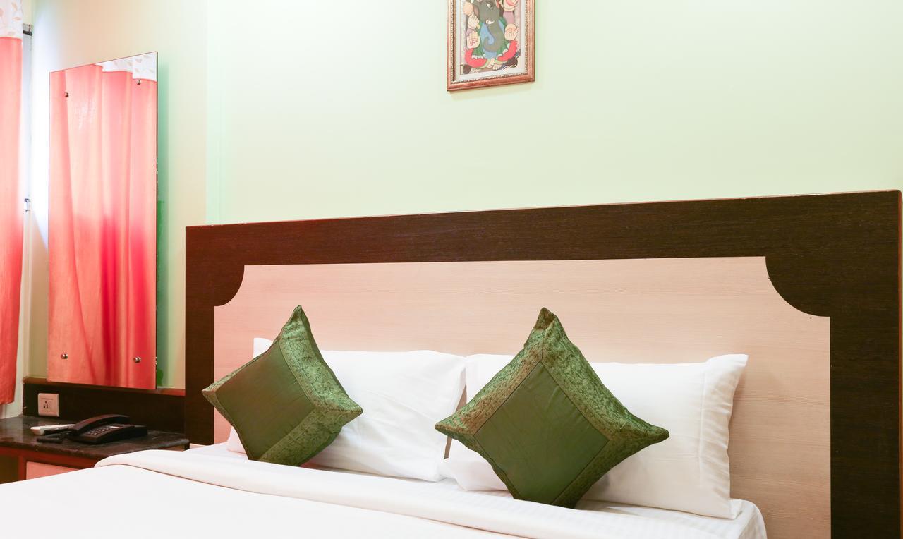 Treebo Trip Grand Regency Hotel Бангалор Екстериор снимка