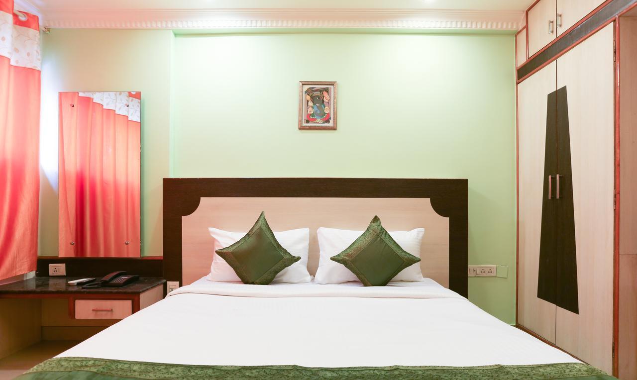Treebo Trip Grand Regency Hotel Бангалор Екстериор снимка