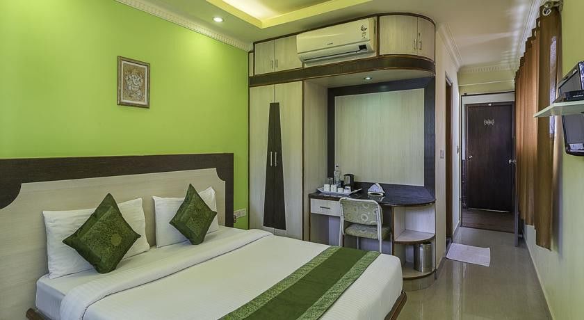 Treebo Trip Grand Regency Hotel Бангалор Екстериор снимка